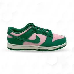 Dunk Low SE The Masters Back 9 Collection on Beezie.