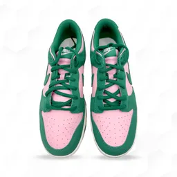 Dunk Low SE The Masters Back 9 Collection on Beezie.