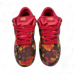 The Wizard of Oz x Dunk Low SB Poppy Field on Beezie.